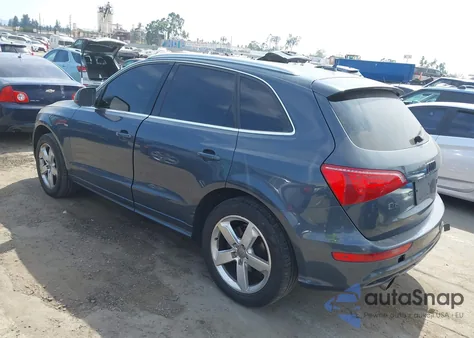 2011 Audi Q5 3.2 Premium Plus z USA, uszkodzony, nr VIN WA1DKAFP9BA041434